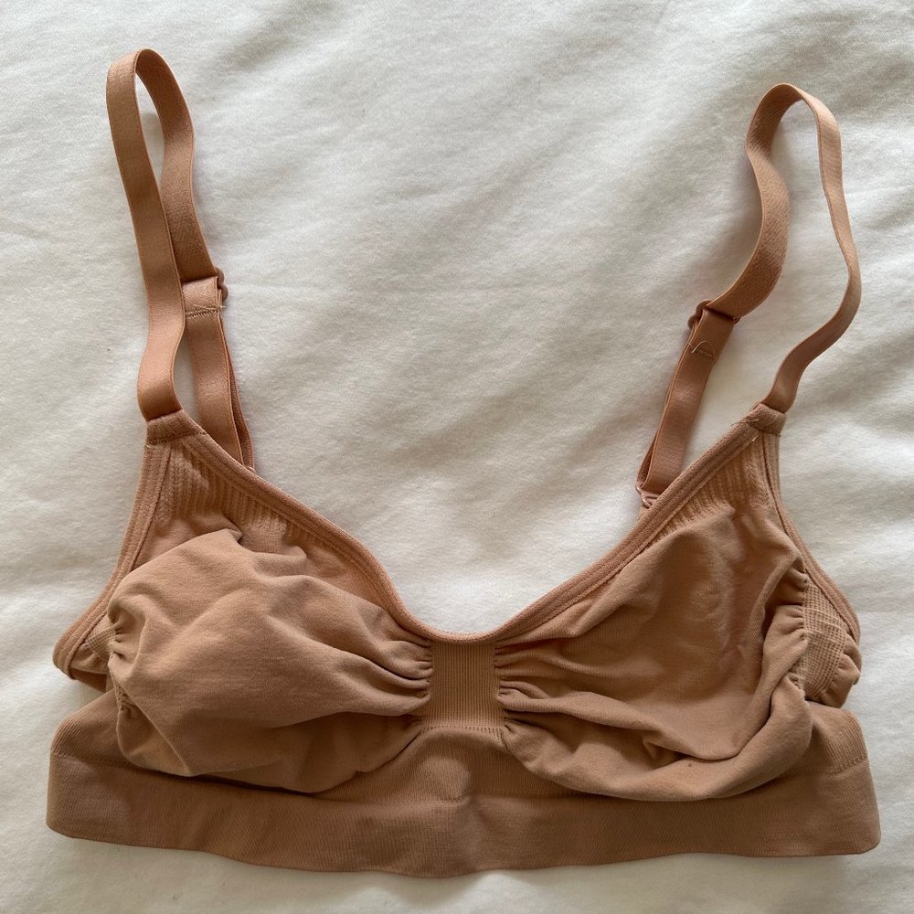 SKIMS Sculpting Bralette in Clay